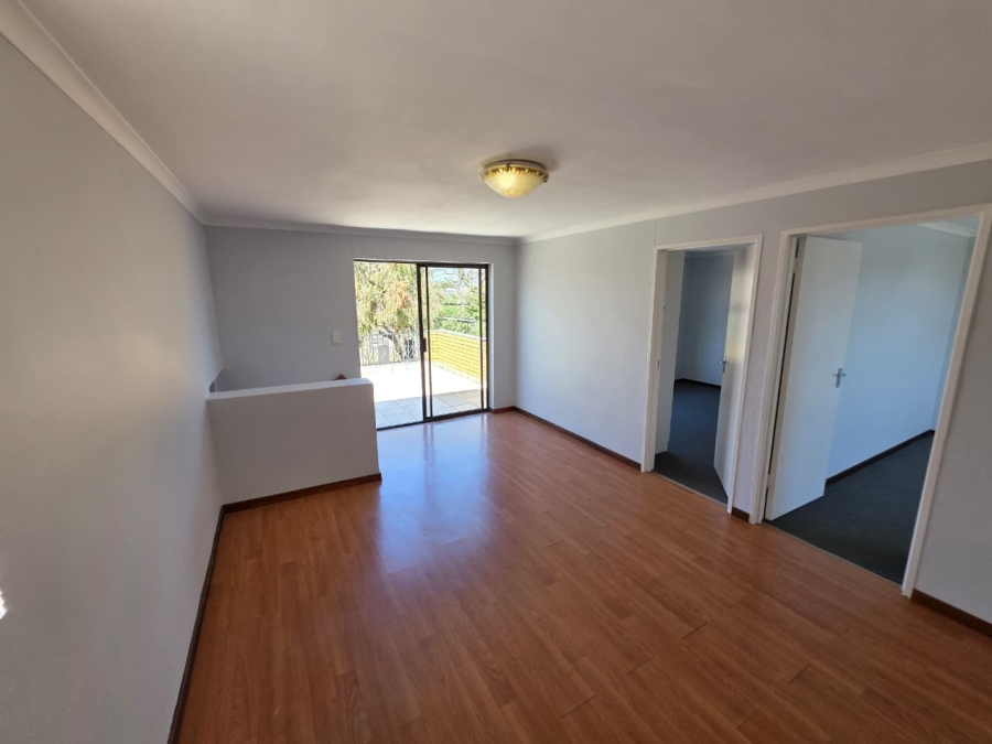 6 Bedroom Property for Sale in Lochnerhof Western Cape